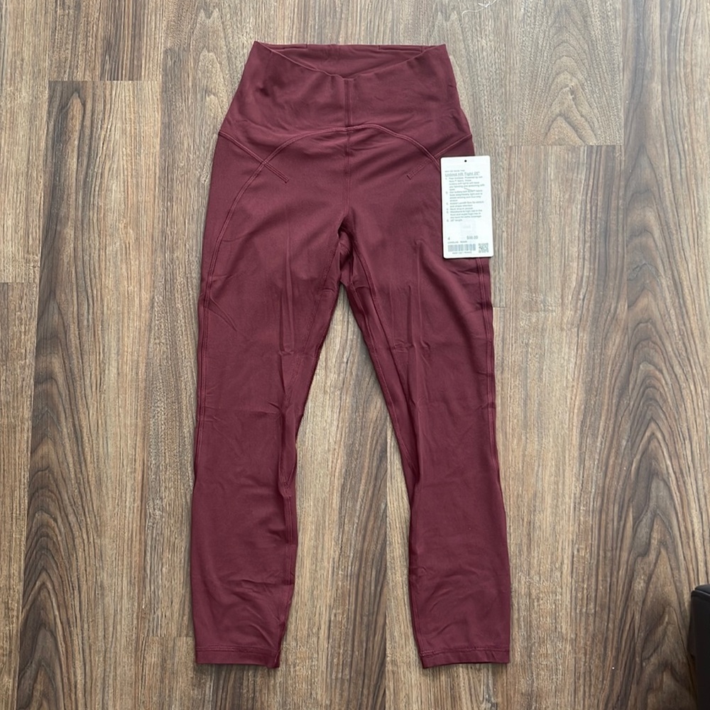 Lululemon Unlimit HR Tight 25” sz4